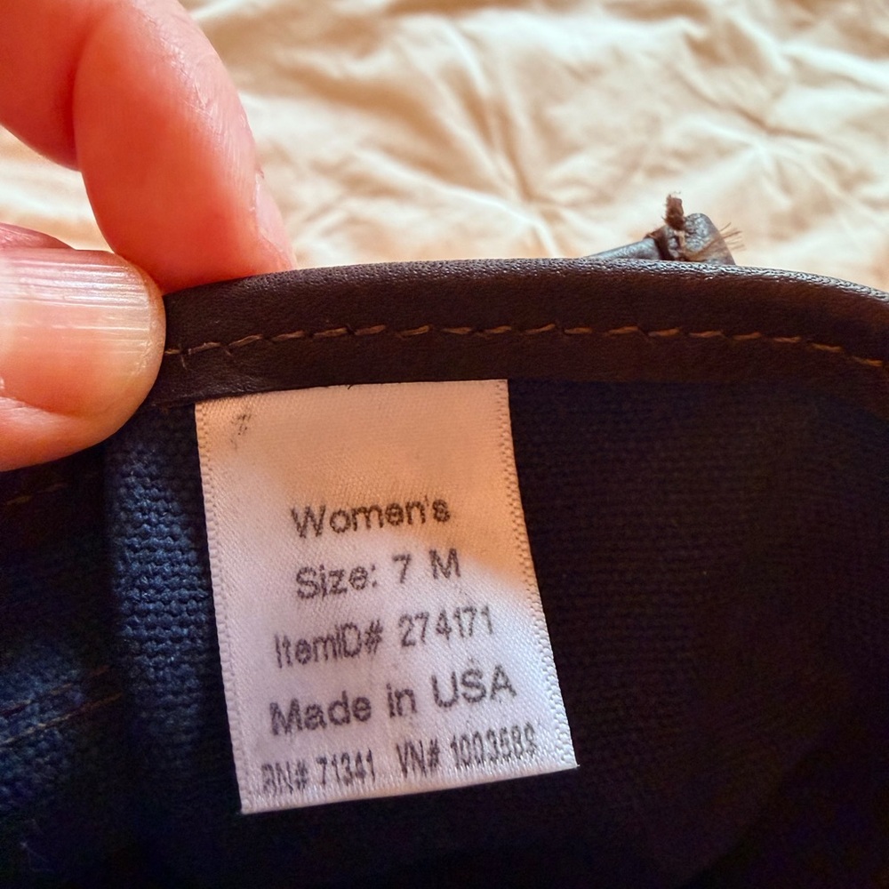 L.L. Bean Tall Lace-Up Bean Boots Navy Made in USA Women’s 7 Bean Signature - Picture 7 of 7